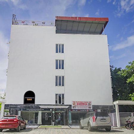 Super Townhouse Oak The Platinum Studio New Town Экстерьер фото