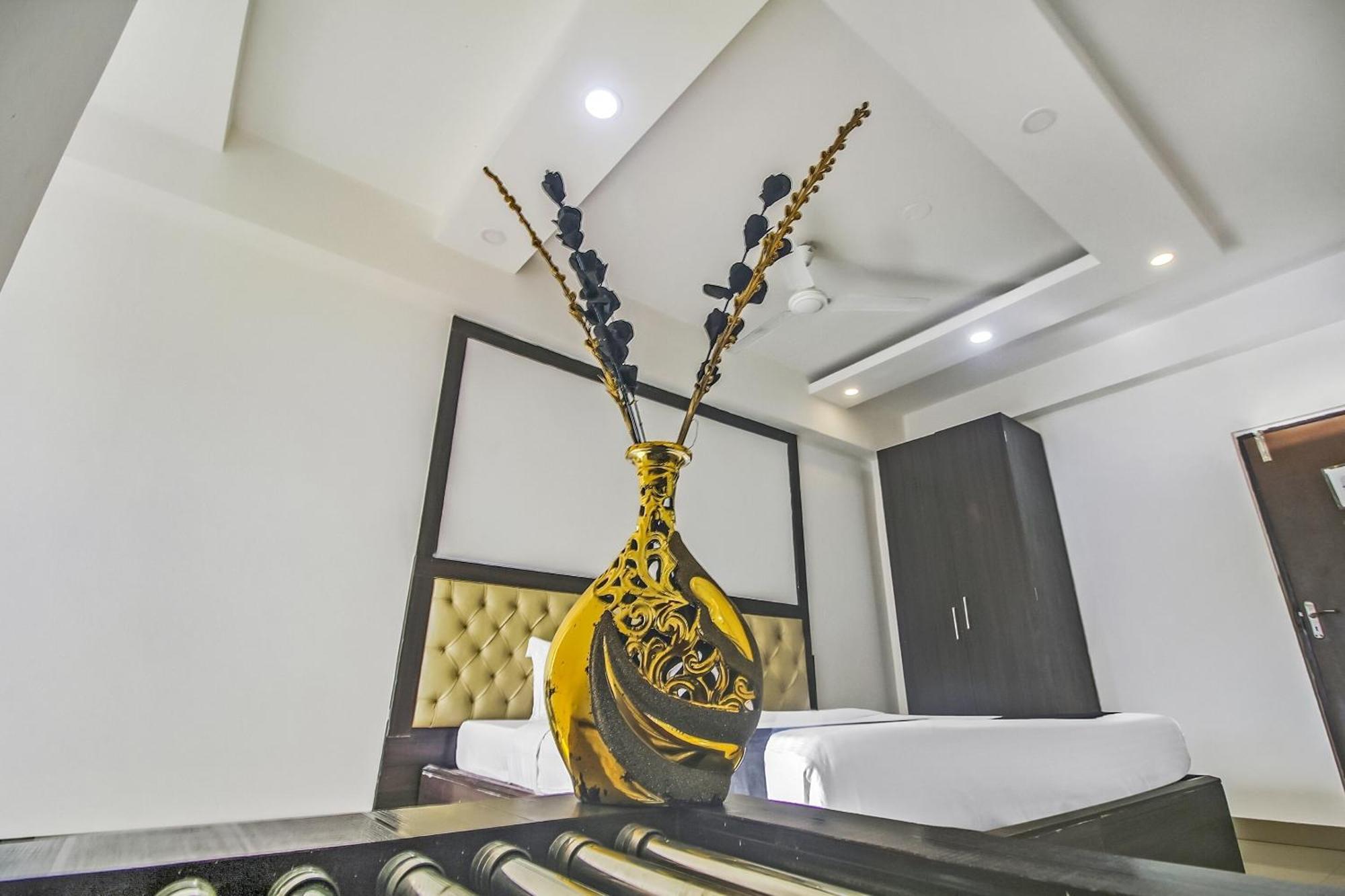 Super Townhouse Oak The Platinum Studio New Town Экстерьер фото