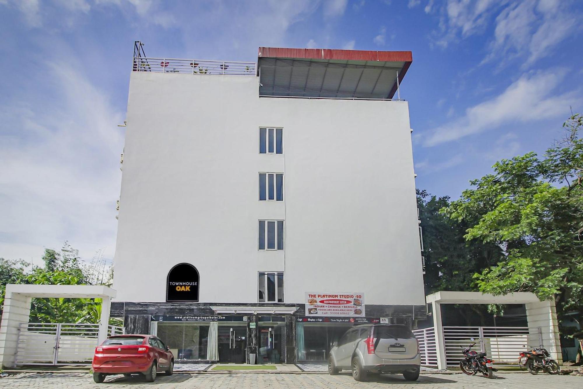 Super Townhouse Oak The Platinum Studio New Town Экстерьер фото